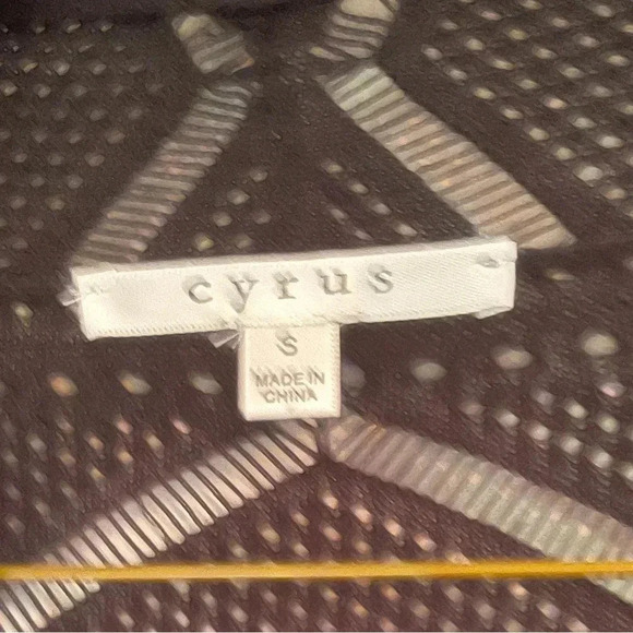 Laced “3/4 Sleeve” Cardigan - Picture 4 of 4